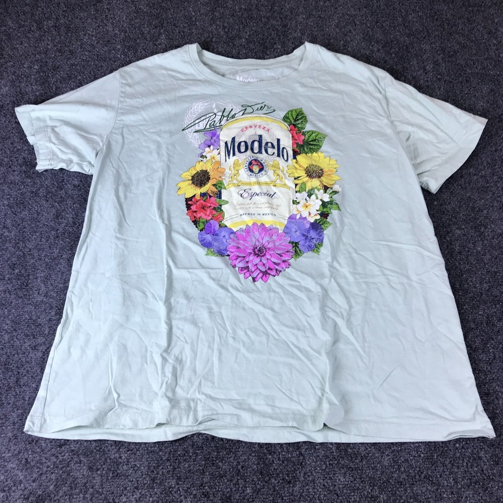 Modelo Tee Shirt Women's Large Sage Green Graphic Print Short Sleeve Crew Neck